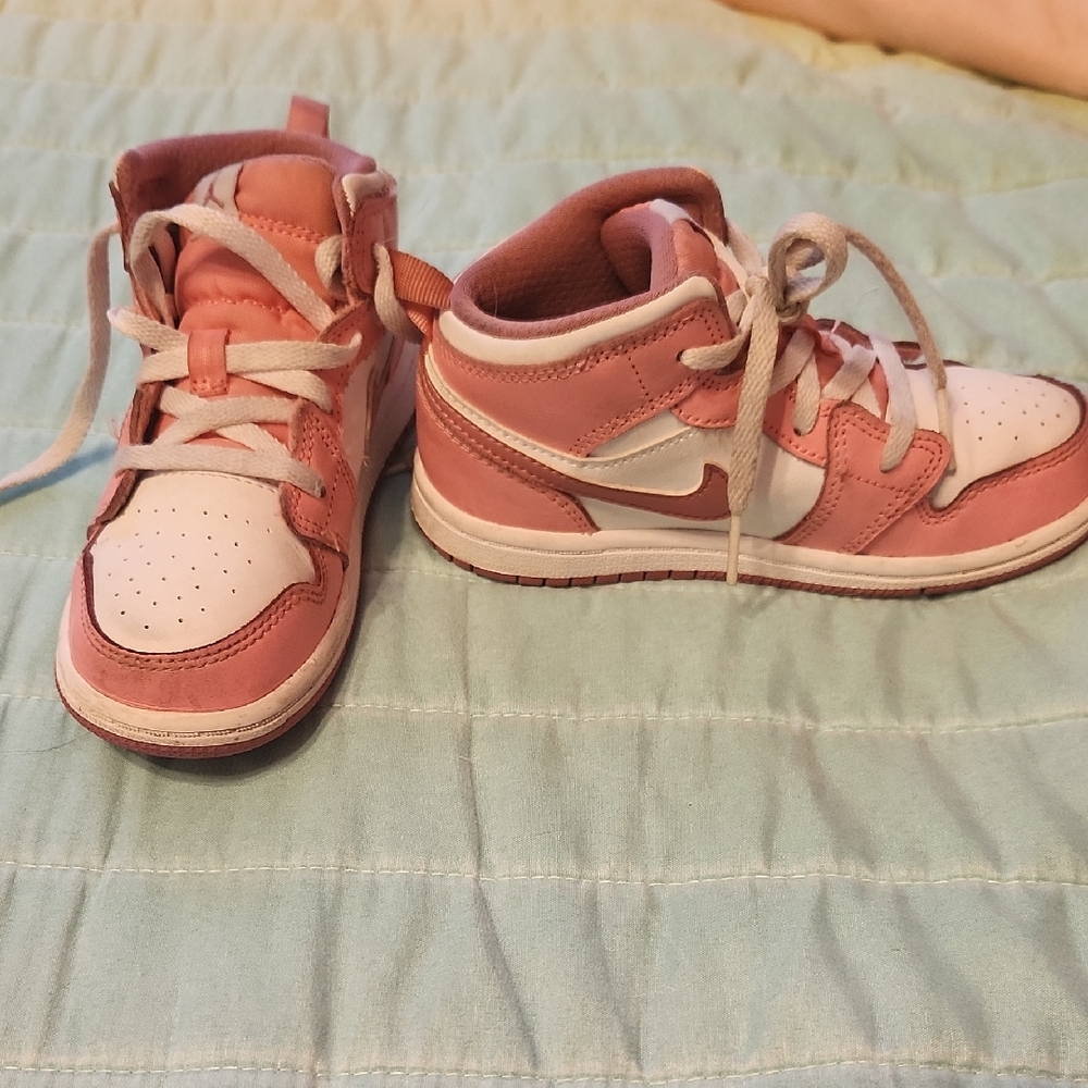 Nike Pink and White Kids' Sneakers